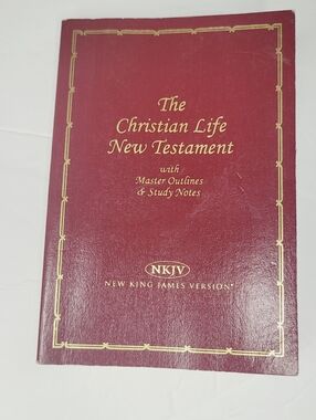Christian Life New Testament With Master Outlines And Study Notes